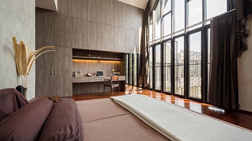 living room aluminum